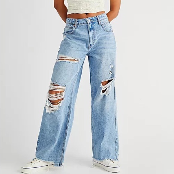 Free People Denim - NWT free people “CRVY destructed straight leg jeans” mom jeans 26